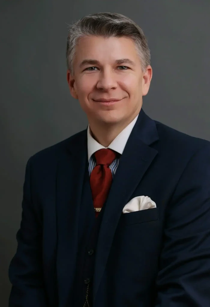 austin chestnut - real estate lawyer